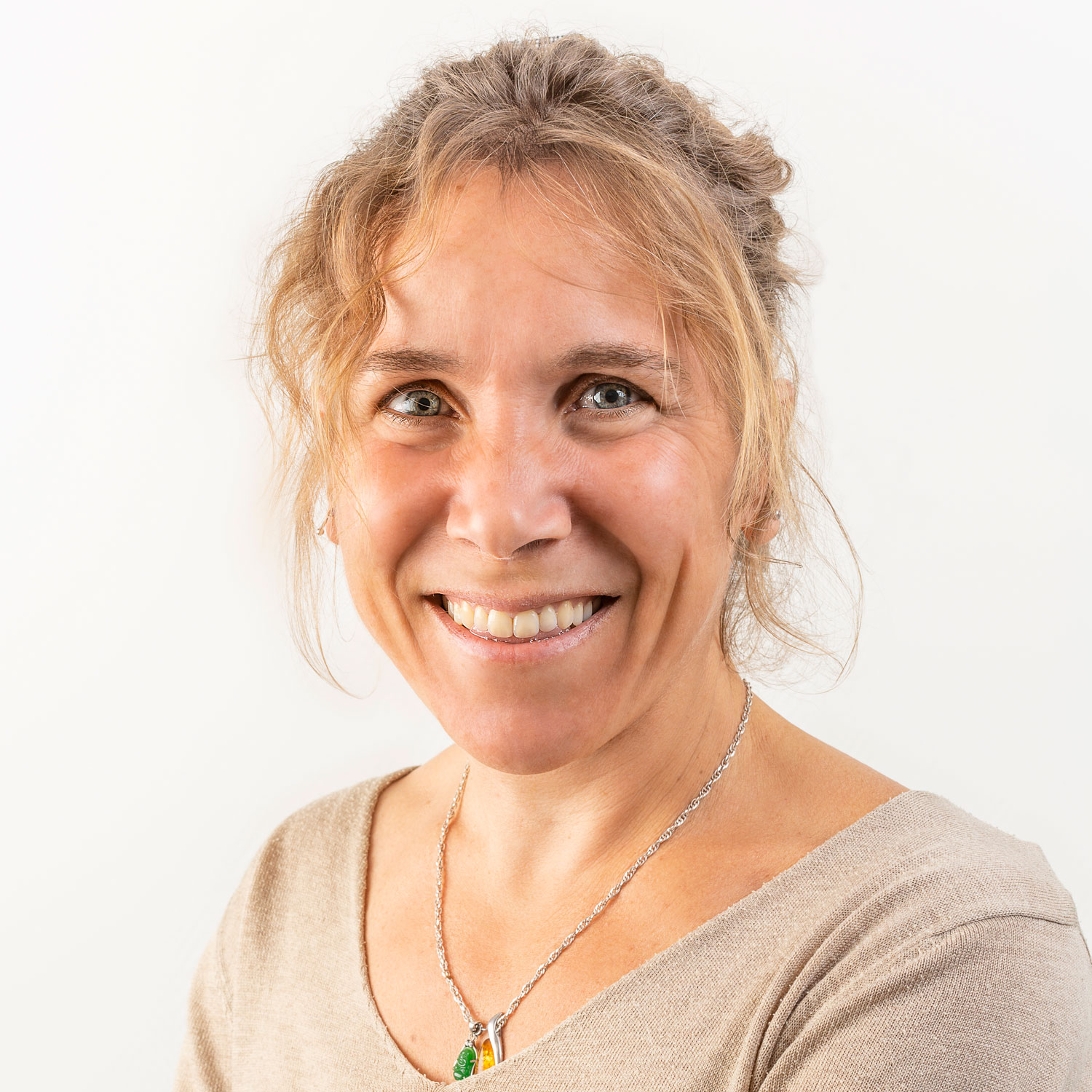Eve Popineau, assistante polyvalente, Infraconcept