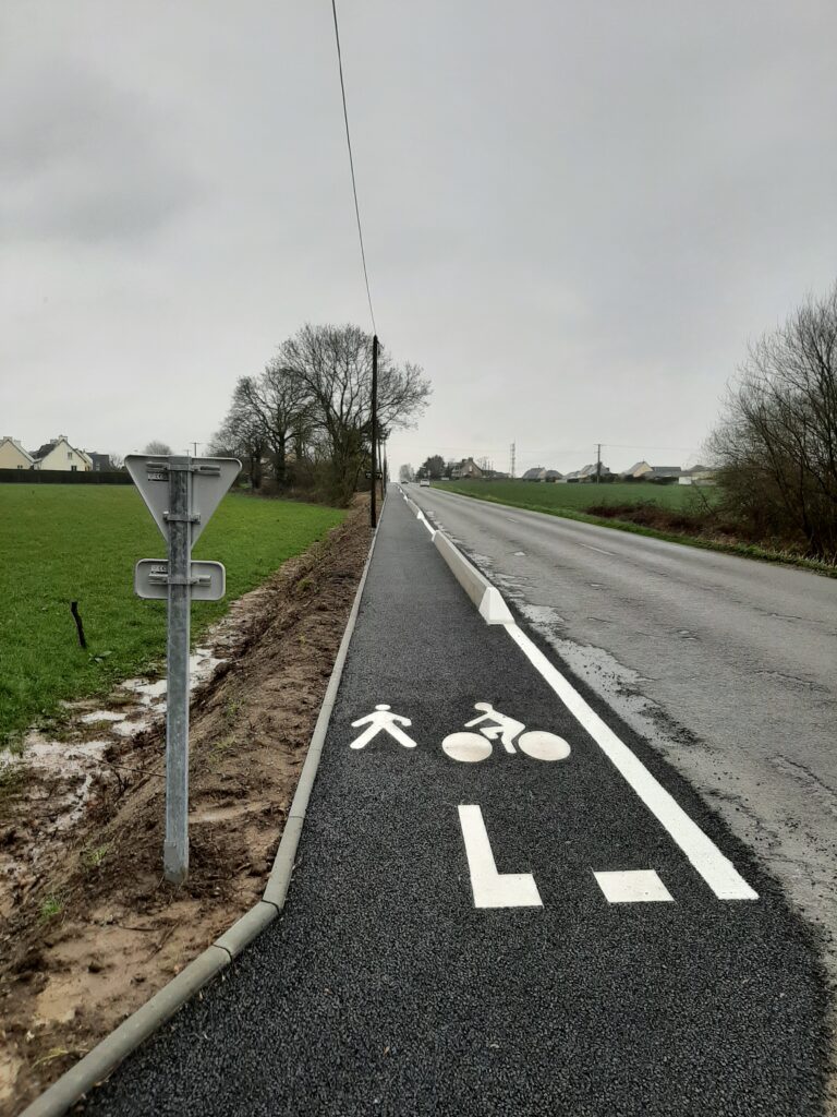 piste cyclable brécé